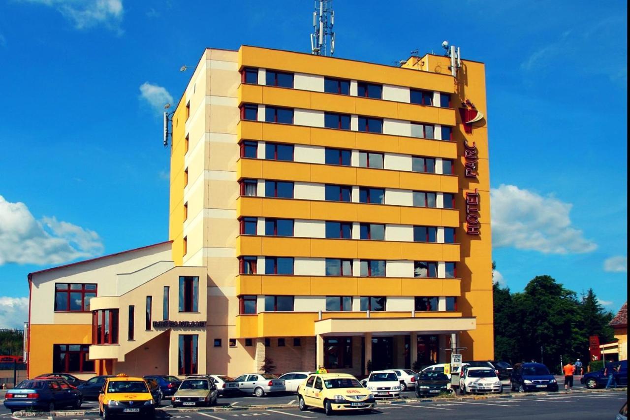 Parc Hotel 3*